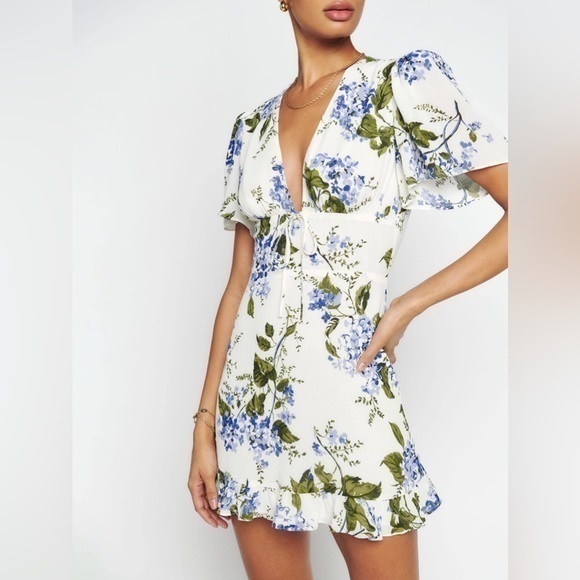 Reformation Dresses & Skirts - NEW Reformation Mya Mini Flower Dress B313